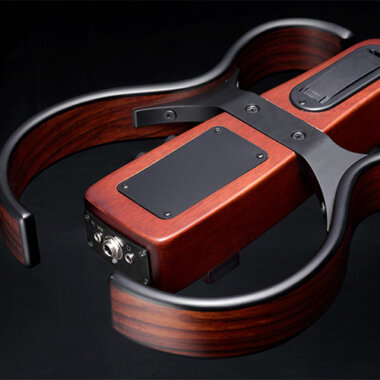 Vox VFU-1 Ukelele on black back